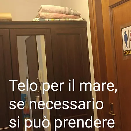 Guest house Orchidea Stanza Privata In Condiviso 
