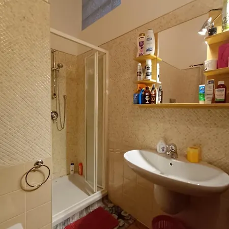 מלון Orchidea Stanza Privata In Condiviso 